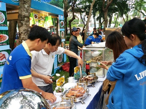 Ho Chi Minh-Ville  festival gastronomique Les bons plats des pays 2014